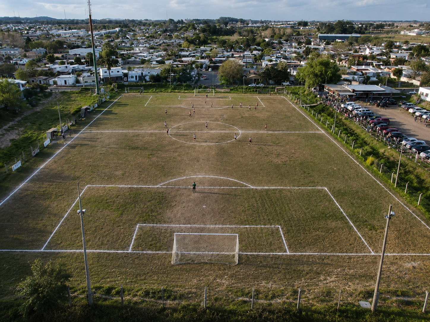 Vista aérea del Parque Máximo B. Moreno durante un partido
